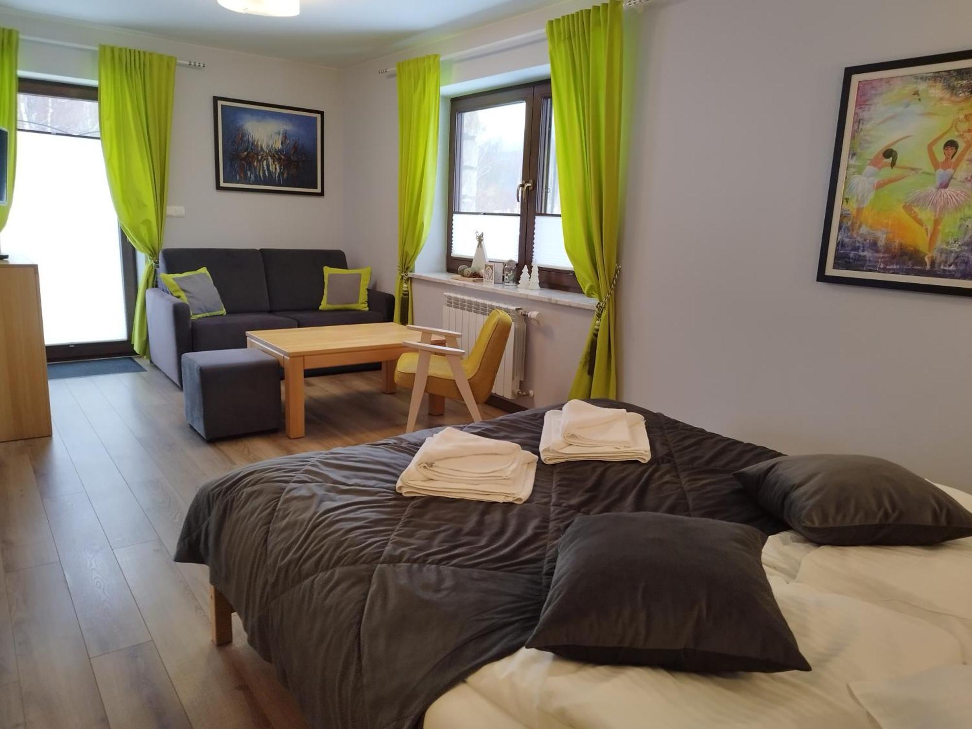Świeradów-Zdrój Apartamety I Pokoje Goscinne Na Jaskolczej מראה חיצוני תמונה